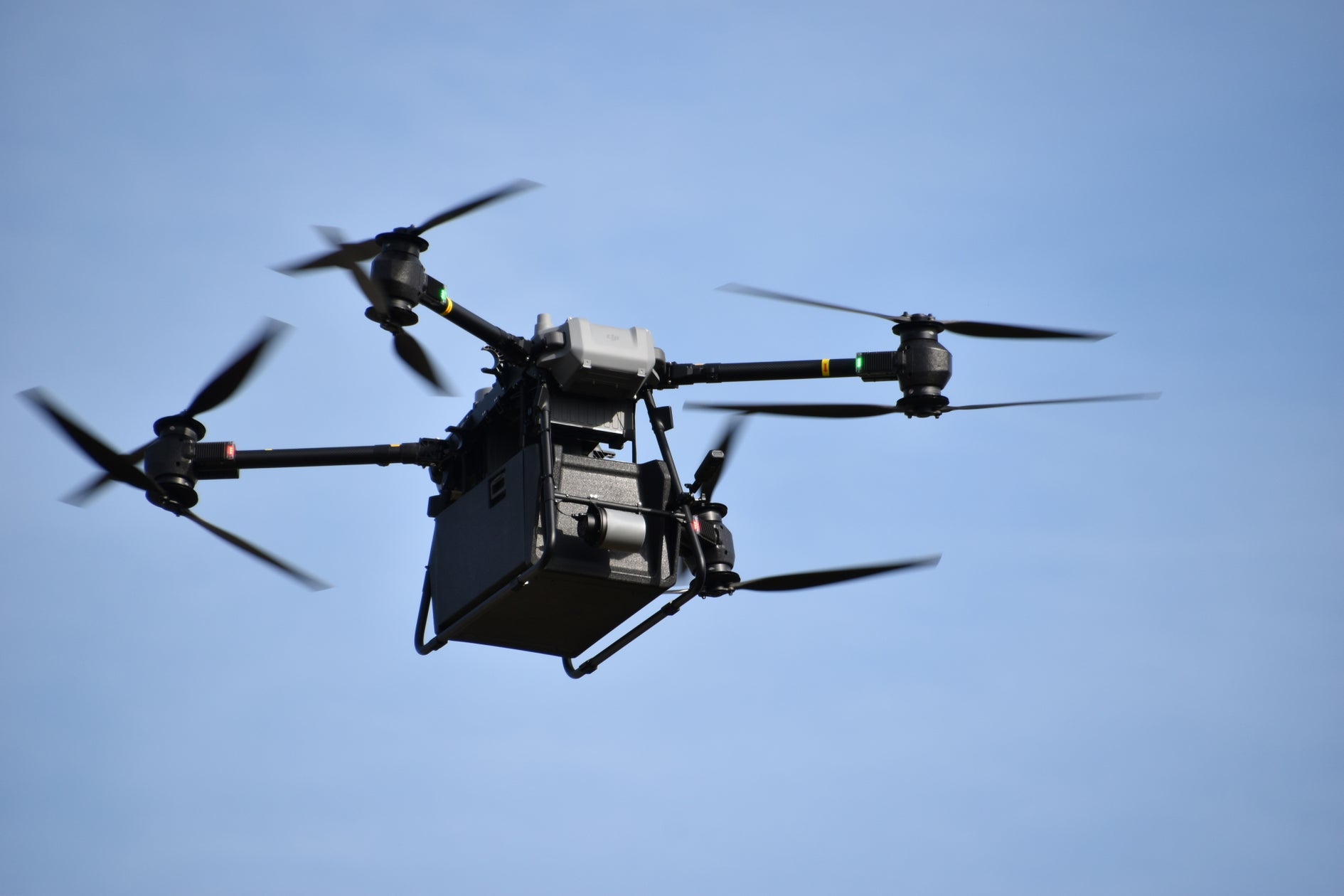 【物流ドローン実証実験】鉄道を超え、ガソリンや卵を運ぶことに成功 | 東庄町のプレスリリース