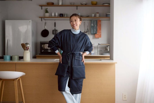 里田まいプロデュースブランド新商品「ガシガシ洗える割烹着・エプロン」イベント「カーボンニュートラルを考える 2026 by SATOYAMA & SATOUMI movement」販売決定のお知らせ 里田まいプロデュースブランド新商品「ガシガシ洗える割烹着・エプロン」イベント「カーボンニュートラルを考える 2026 by SATOYAMA & SATOUMI movement」販売決定のお知らせ