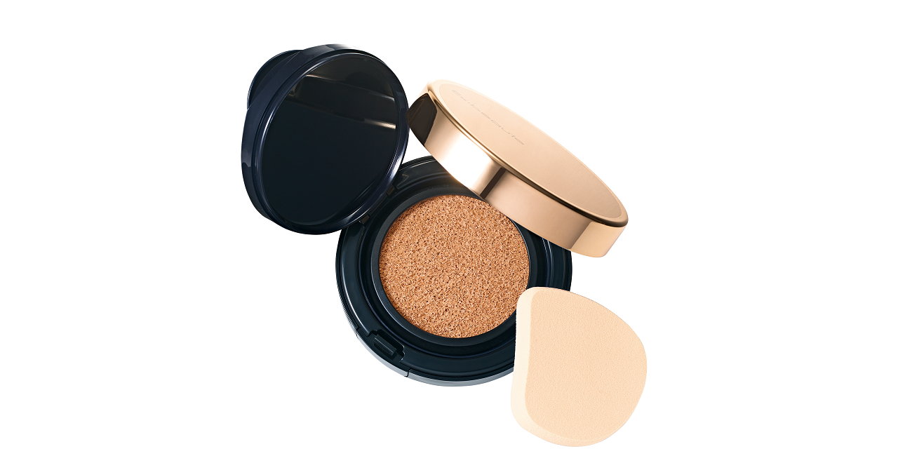 ホワイトカバークッション