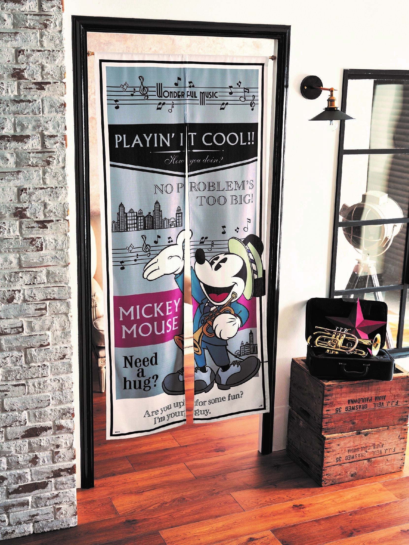 ディズニーグッズ ミッキーマウス タイムスリップ」シリーズ12月20日(火)販売