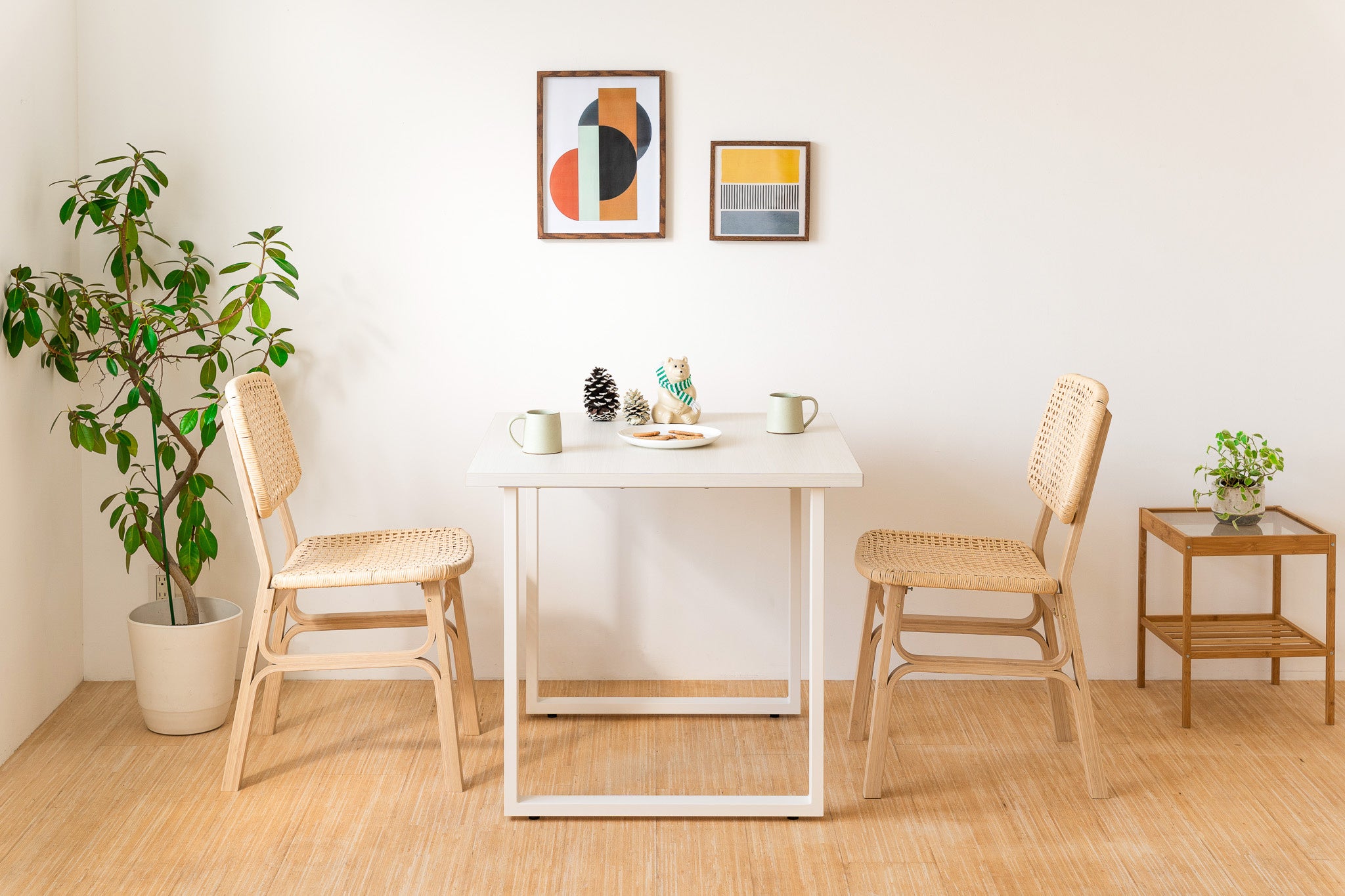 ホワイト脚に合うマットカラー天板