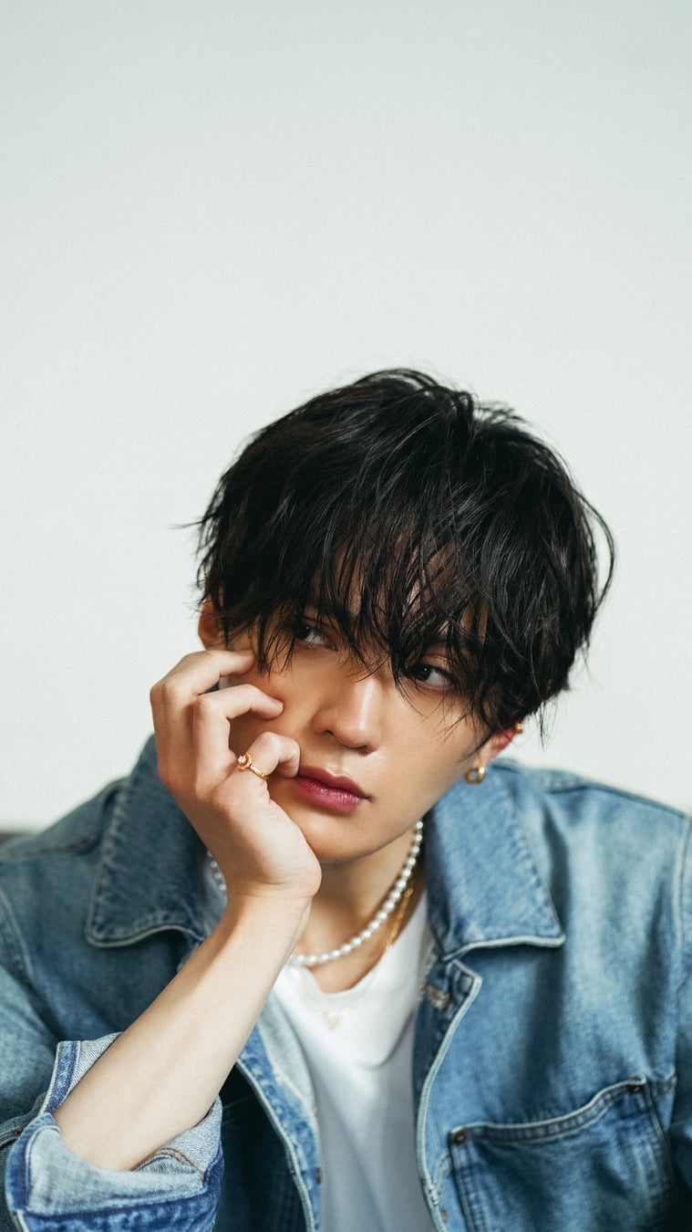 IRIEBEACH クロスモチーフシルバーピアス八木勇征Lookbookポーチ付 IRIEBEACH クロスモチーフシルバーピアス八木勇征Lookbookポーチ