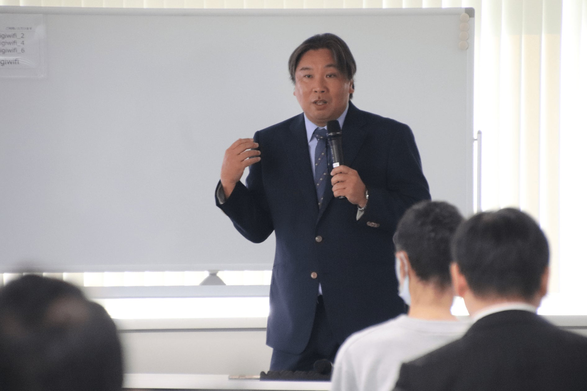 元プロ野球選手 里崎智也氏が伝える経験談】プロと上手に付き合う 元プロ野球選手 里崎智也氏が伝える経験談】プロと上手に付き合う