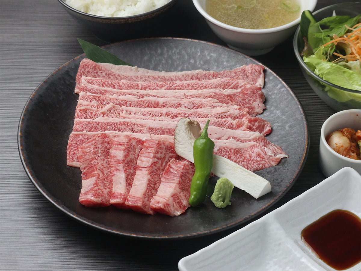 大盛りカルビ焼肉定食