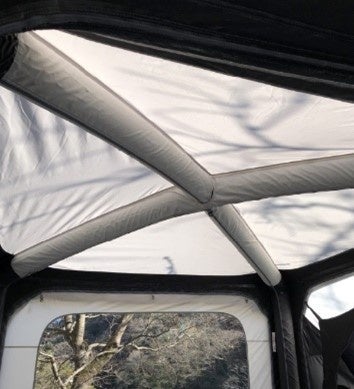 耐久性と柔軟性を持つTPUエアーフレーム