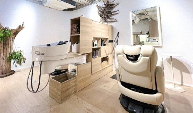 タイパ美容の革新！美容「ウノプリール」×教育「ECC」が初の