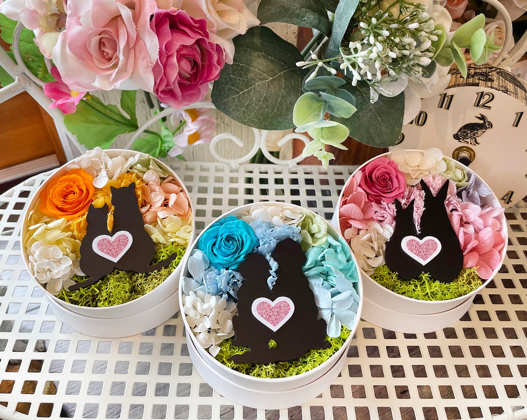 売上1個につき0円を寄付 動物のお花屋さんが提案する 寄りそう2匹の動物を描いた動物にやさしいフラワーアレンジメント Petit Harmony プチ ハーモニー 株式会社岡田商会のプレスリリース 売上1個につき0円を寄付 動物のお花屋さんが提案する 寄りそう2匹の動物を描いた動物にやさしいフラワーアレンジメント Petit Harmony プチ ハーモニー 株式会社岡田商会のプレスリリース