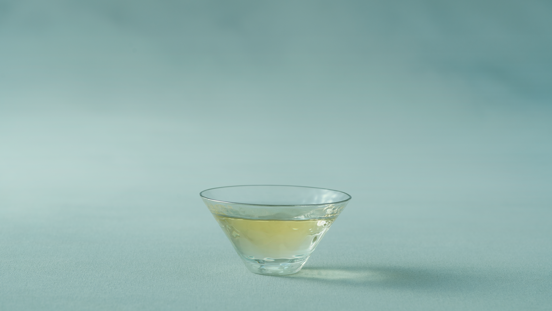 自然の恩恵を受けた有機純米酒「福霧」が新登場。生涯付き添う日本酒を