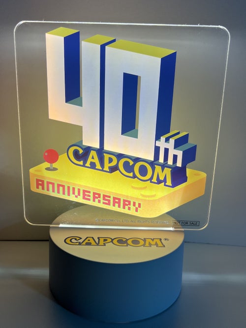 カプコン40周年記念アクリルオブジェ