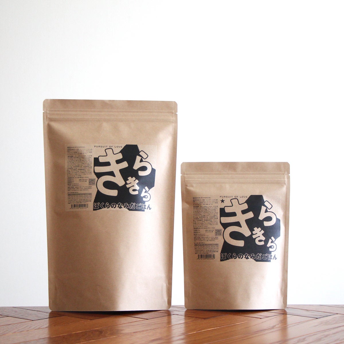 大量廃棄の高品質ドッグフード粉末をマイクロ豚のおいしいごはん