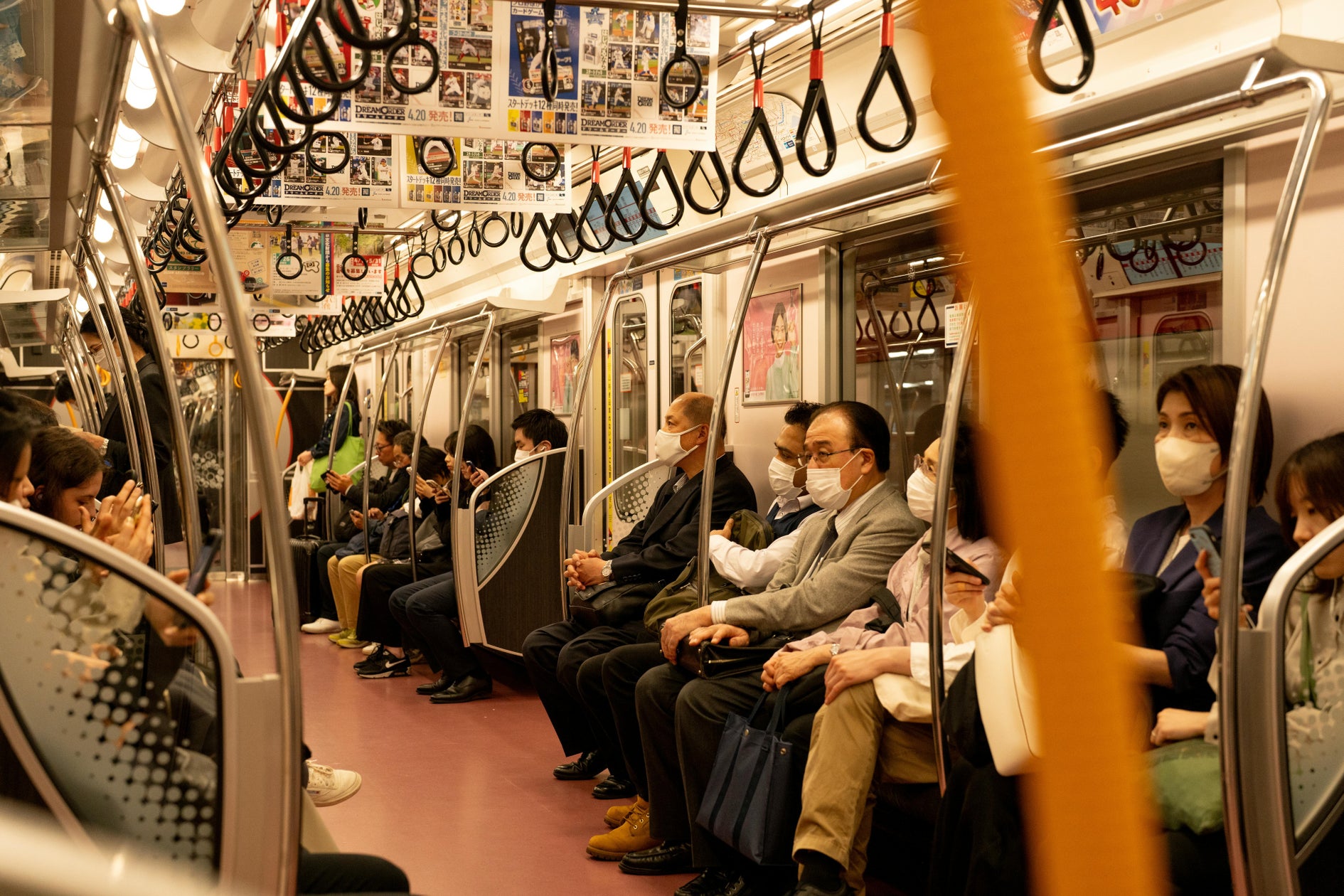東京通勤通学1000人調査!時間の使い方とスマホゲーム事情 東京通勤通学1000人調査!時間の使い方とスマホゲーム事情