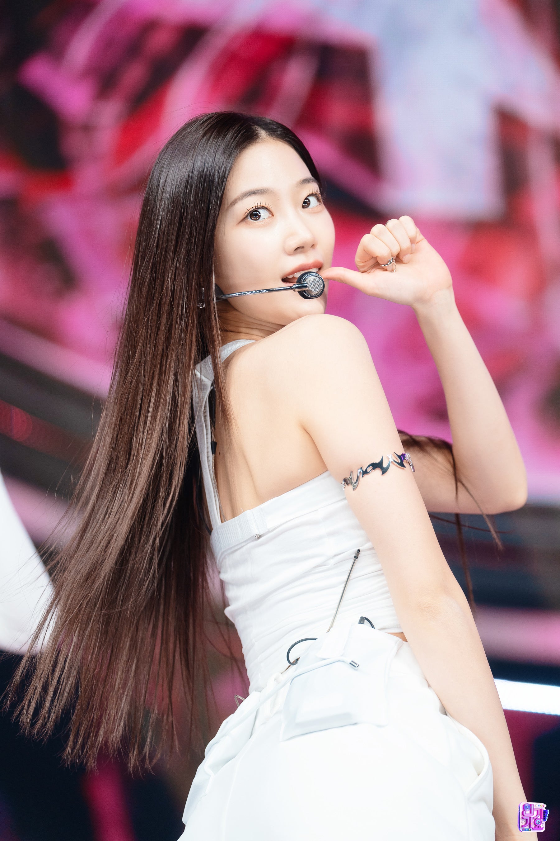 カズハ(LE SSERAFIM)