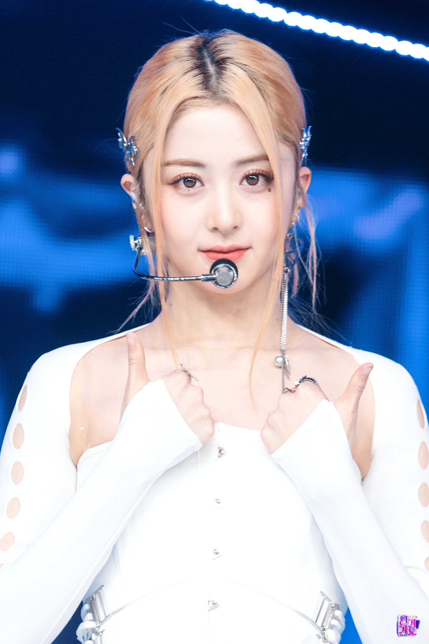 ホ・ユンジン(LE SSERAFIM)