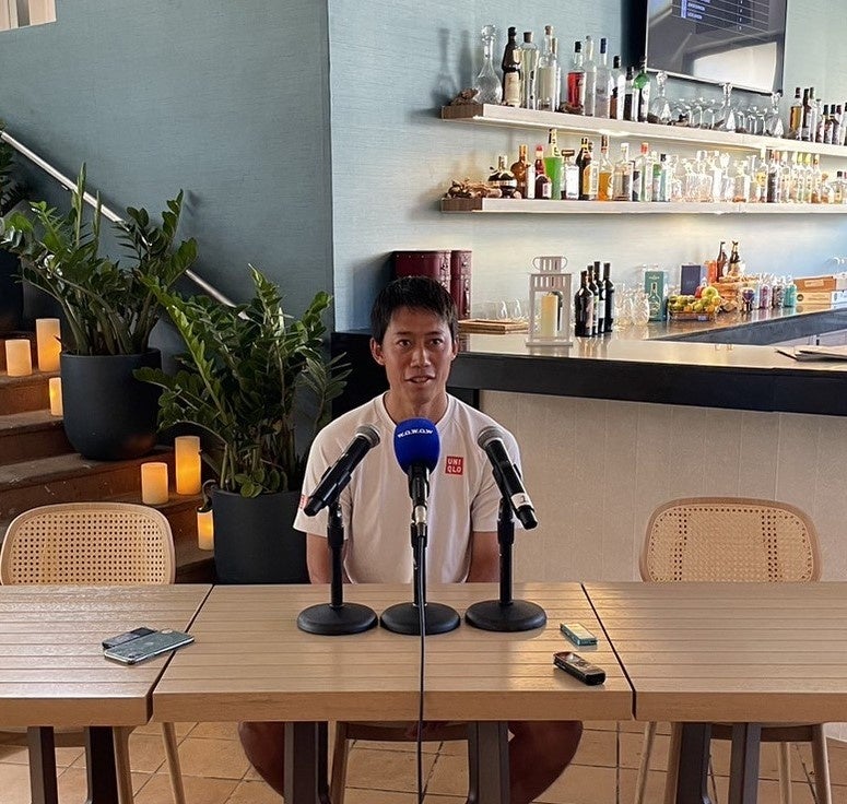 いよいよ1年8カ月ぶりの復帰戦！現地で記者会見する錦織