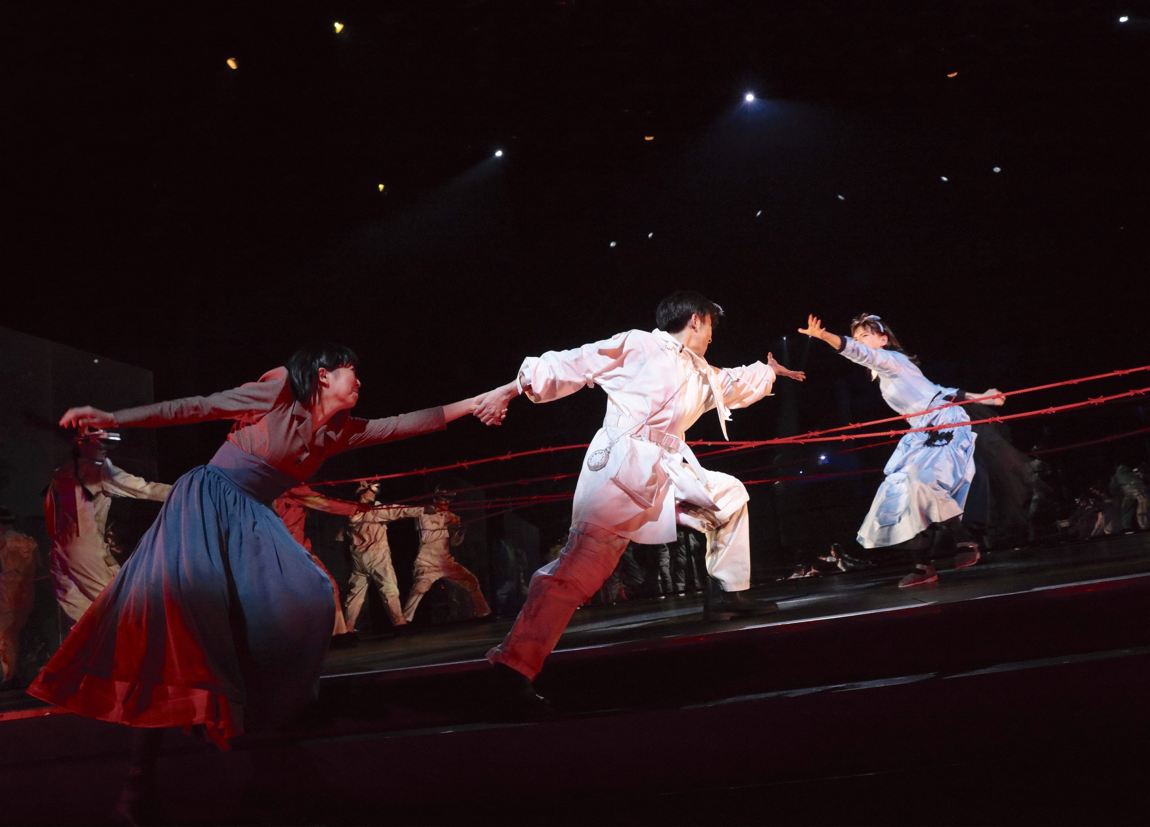 高橋一生、松たか子、多部未華子ら豪華出演陣が魅せる野田秀樹2
