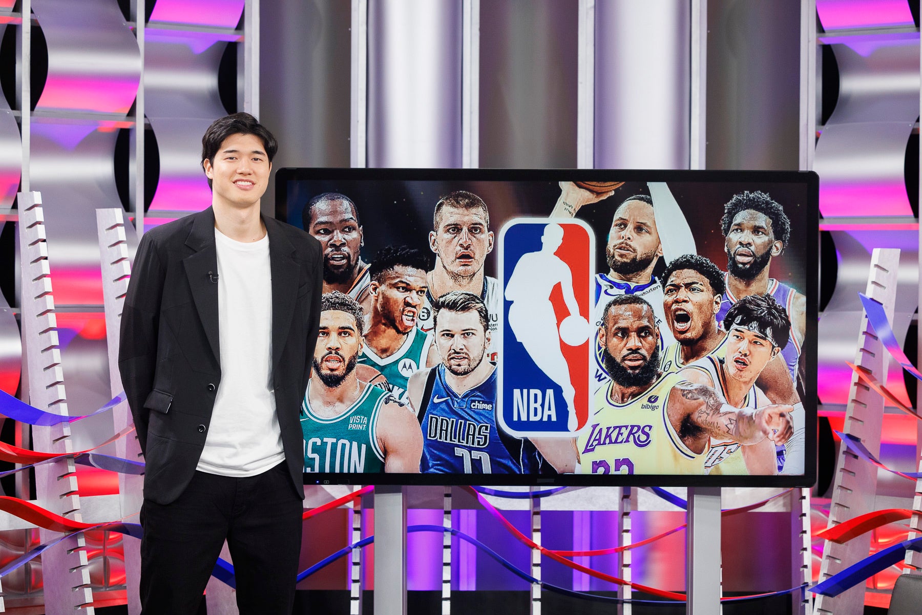 NBAアンバサダー渡邊雄太選手が語る:八村へのエール、プレーオフ見どころ、NBAでの6年間、日本代表への思い NBAアンバサダー渡邊雄太選手が語る:八村へのエール、プレーオフ見どころ、NBAでの6年間、日本代表への思い