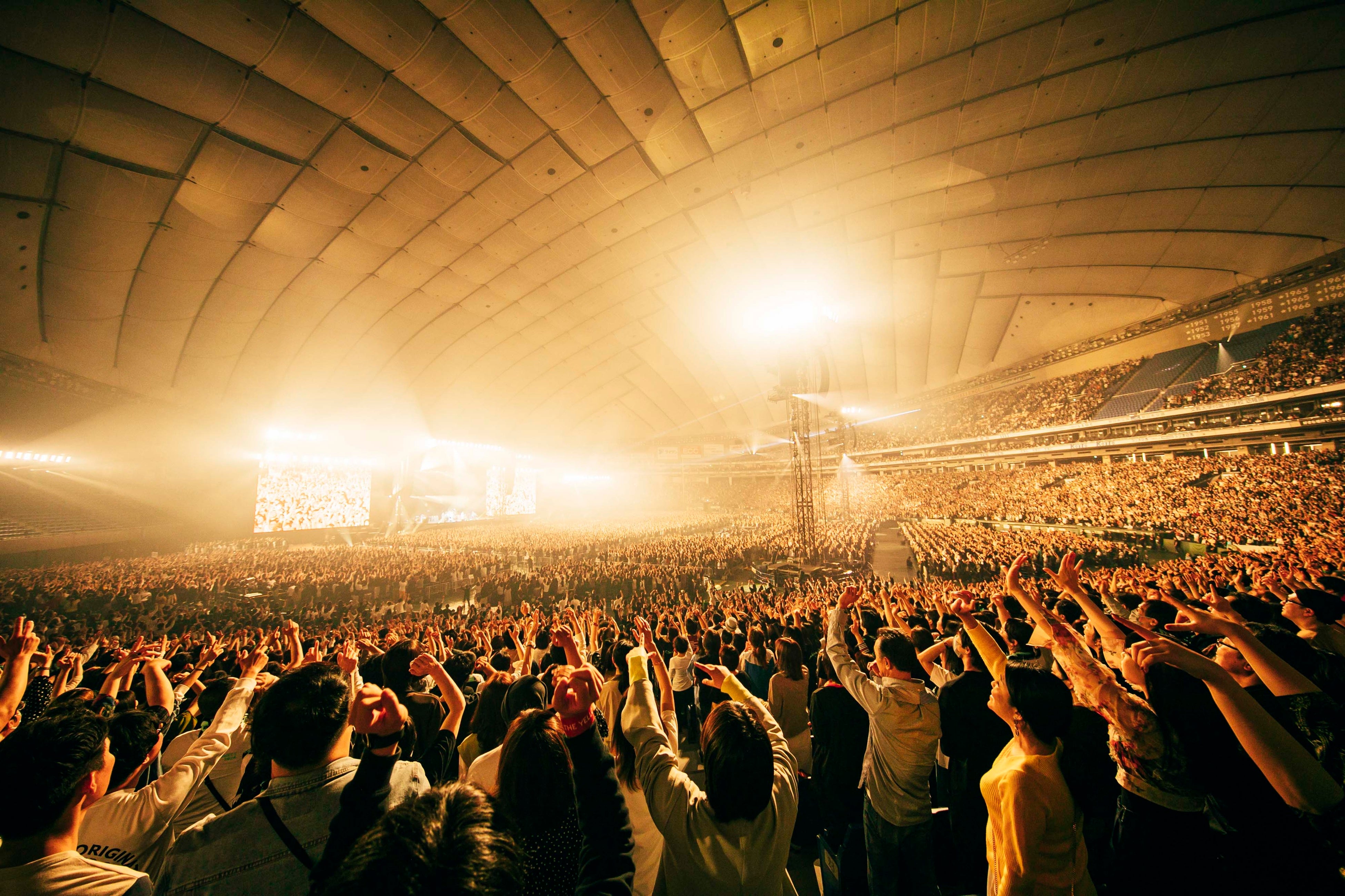 THE YELLOW MONKEY  イエローモンキー　スーパードームツアー Amazon.co.jp: THE YELLOW MONKEY SUPER JAPAN TOUR 2016