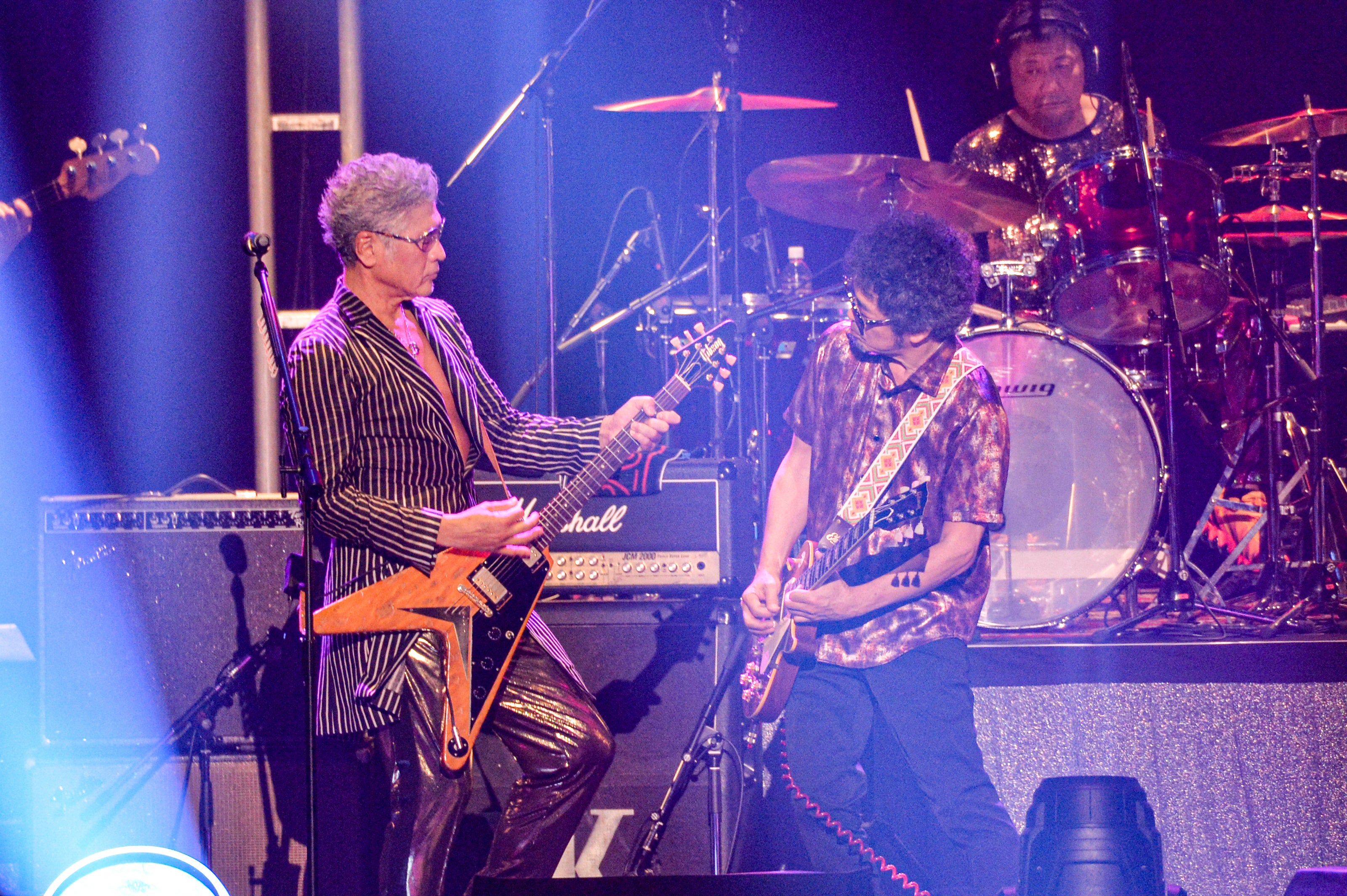 奥田民生と吉川晃司が結成したユニット、Ooochie Koochie。彼らの全国