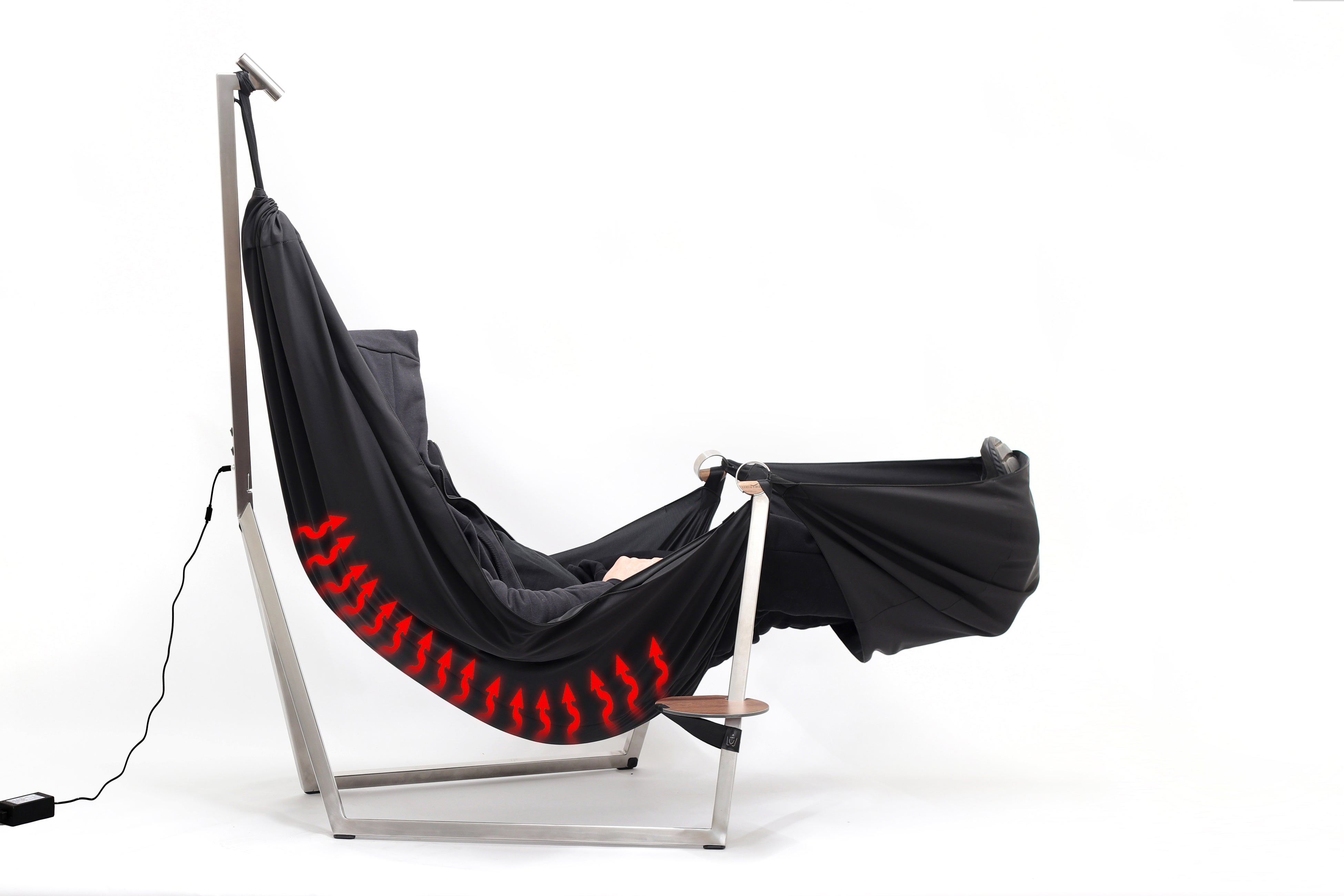 日本初上陸！】ウクライナからハンモック型リクライニングチェア『Lull