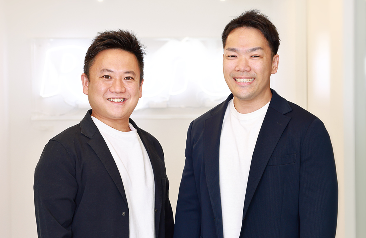 ▲左より代表の平田、CCOに就任した山中