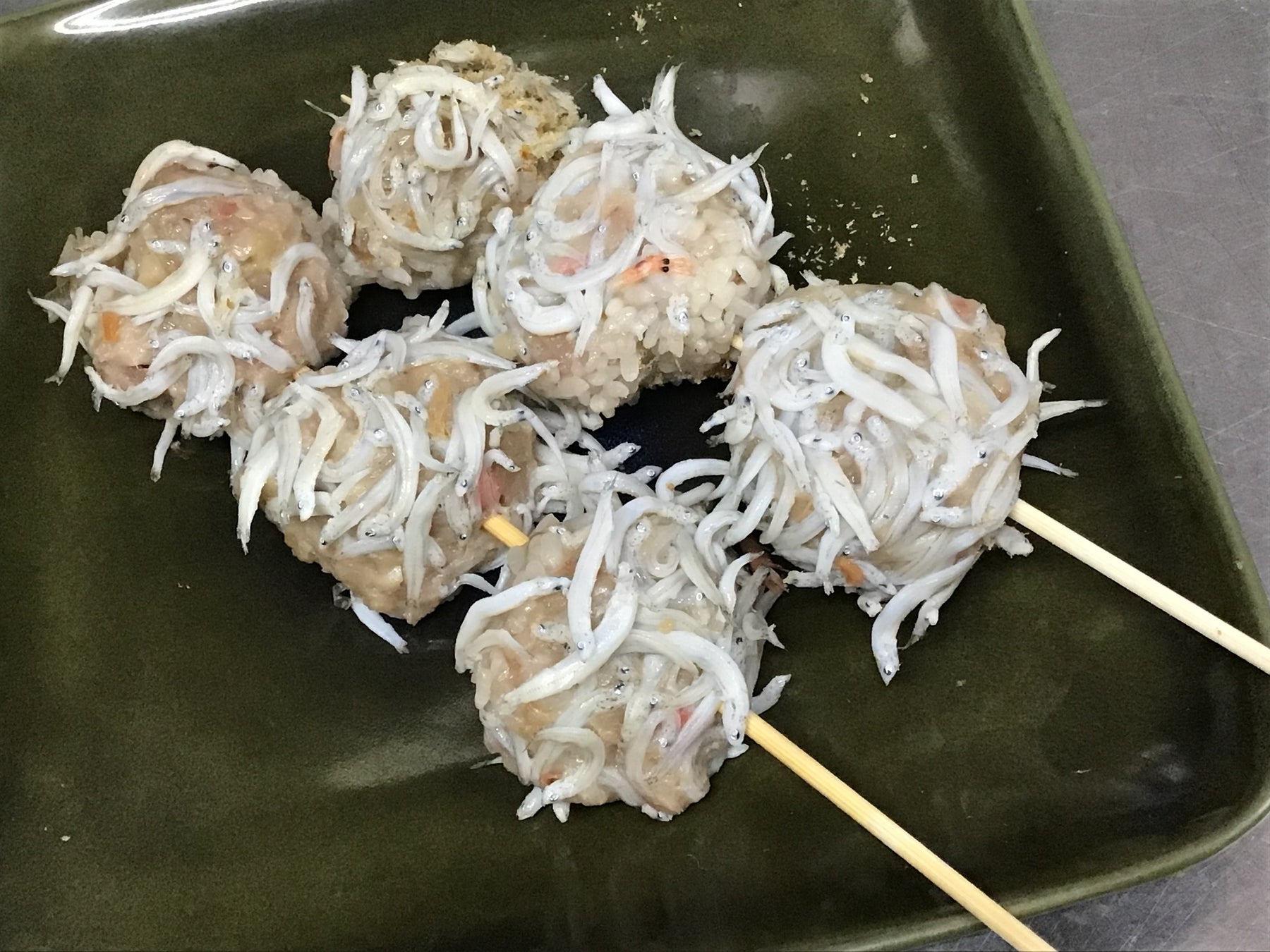 しらす焼売 (3個700円)