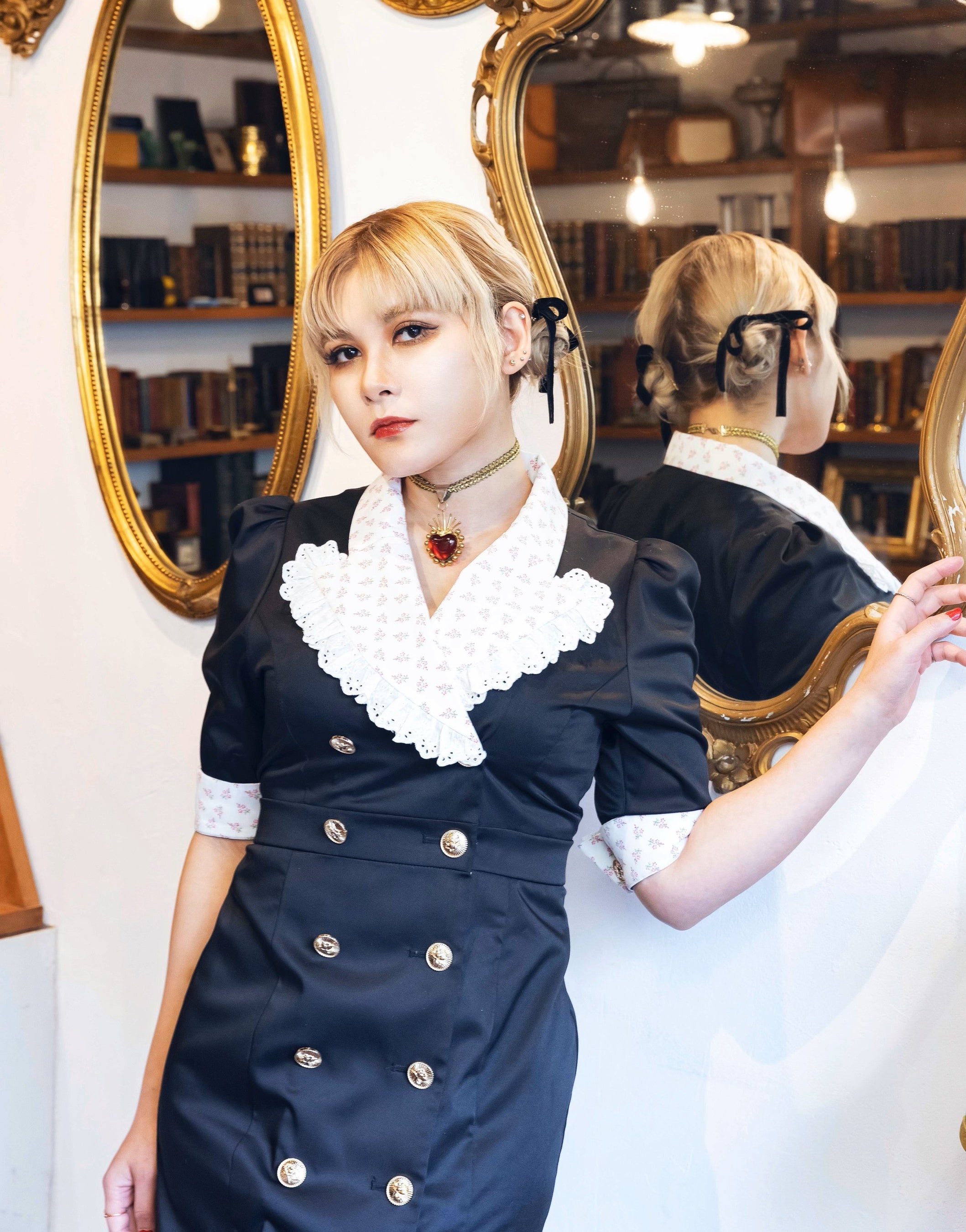 ダンベル何キロ持てる？』のコンビによる最新作！ 女子×裏格闘