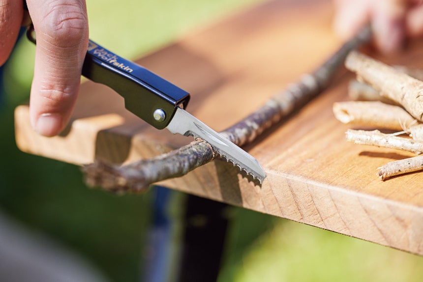 プライヤー、ワイヤーカッター、ミニのこぎり…キャンプはもちろん