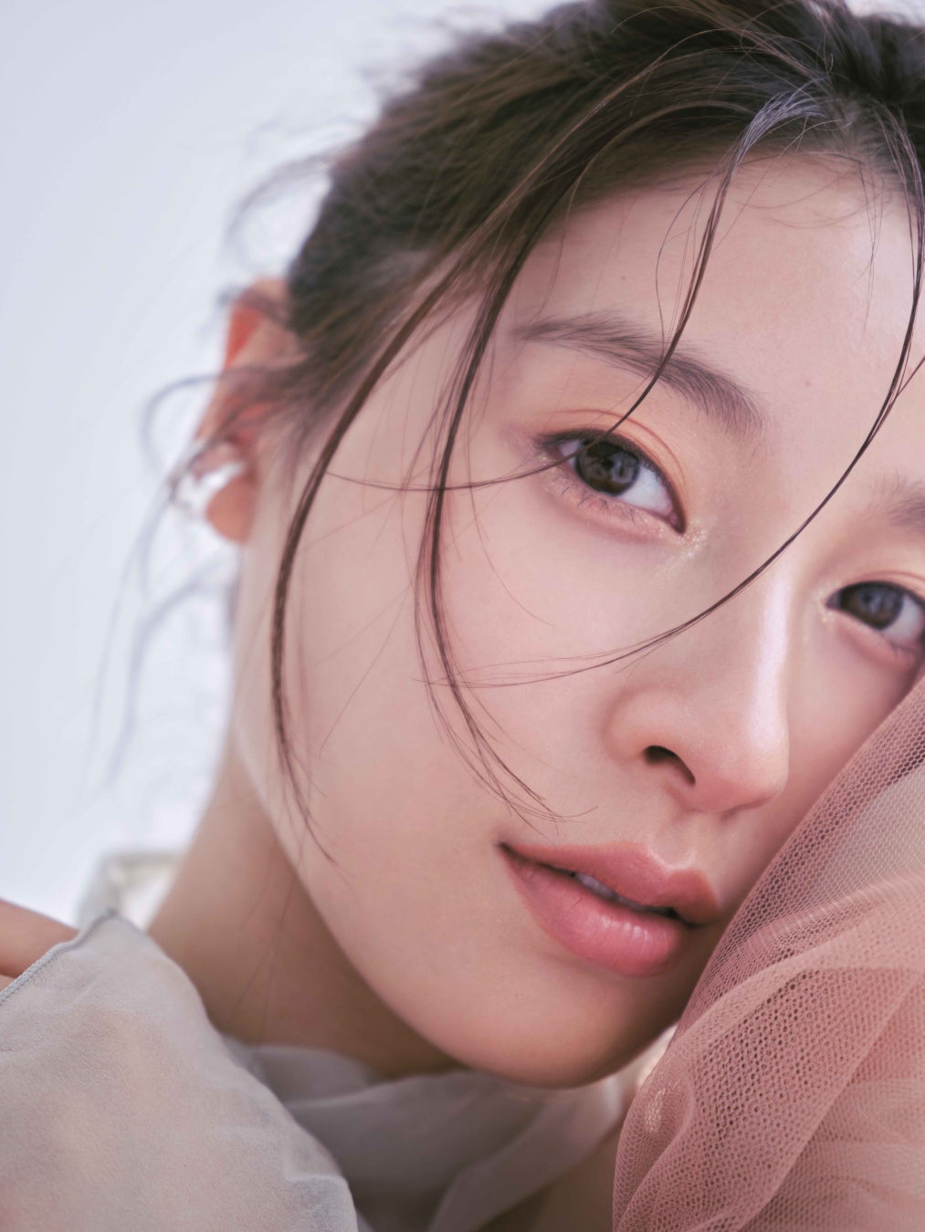 土屋太鳳フォトブック『たおリズム』本日発売!ストイックかつ愛にあふれた魅力を詰め込んだ一冊 土屋太鳳フォトブック『たおリズム』本日発売!ストイックかつ愛にあふれた魅力を詰め込んだ一冊