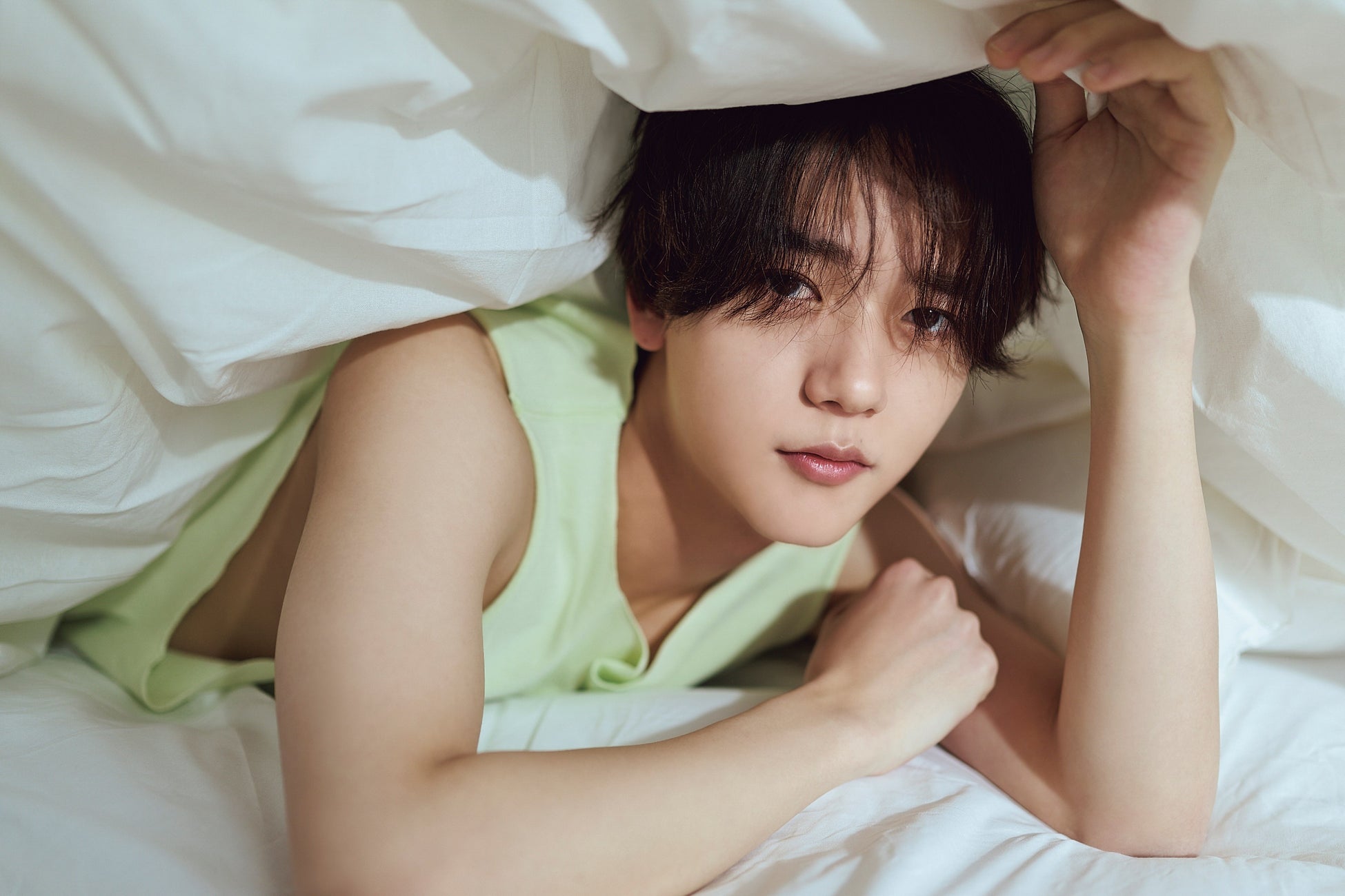 髙橋海人&中島颯太の撮り下ろしグラビア&インタビュー!新曲『MORNING SUN』も話題に 髙橋海人&中島颯太の撮り下ろしグラビア&インタビュー!新曲『MORNING SUN』も話題に