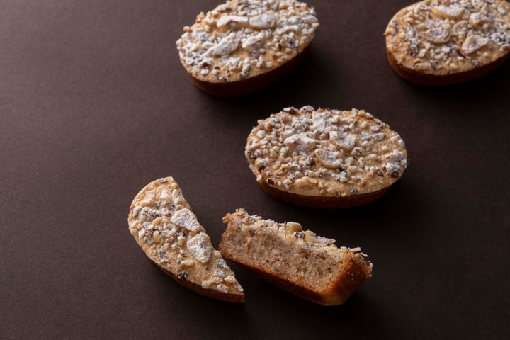 日本のトップパティシエ「イデミ スギノ」杉野英実シェフのお菓子作りを完全映像化! 日本のトップパティシエ「イデミ スギノ」杉野英実シェフのお菓子作りを完全映像化!