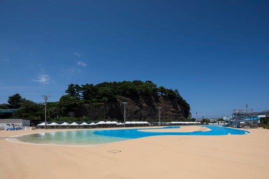 今年も横浜市営交通で本牧市民プールに行こう!~夏得バスチケットを発売します~ 今年も横浜市営交通で本牧市民プールに行こう!~夏得バスチケットを発売します~