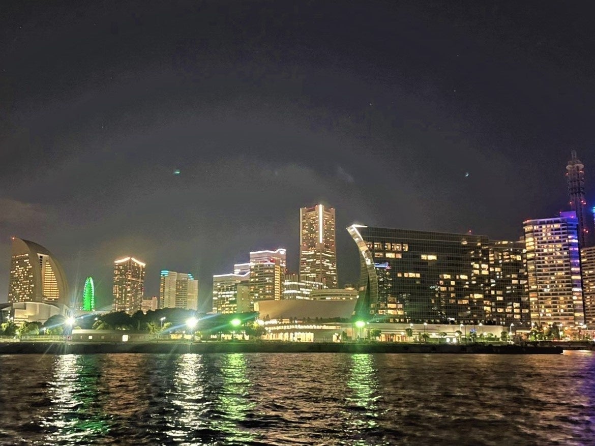 会場からはみなとみらいの絶景がお楽しみいただけます。