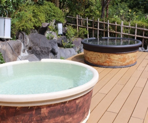 元湯 森の湯 陶器風呂