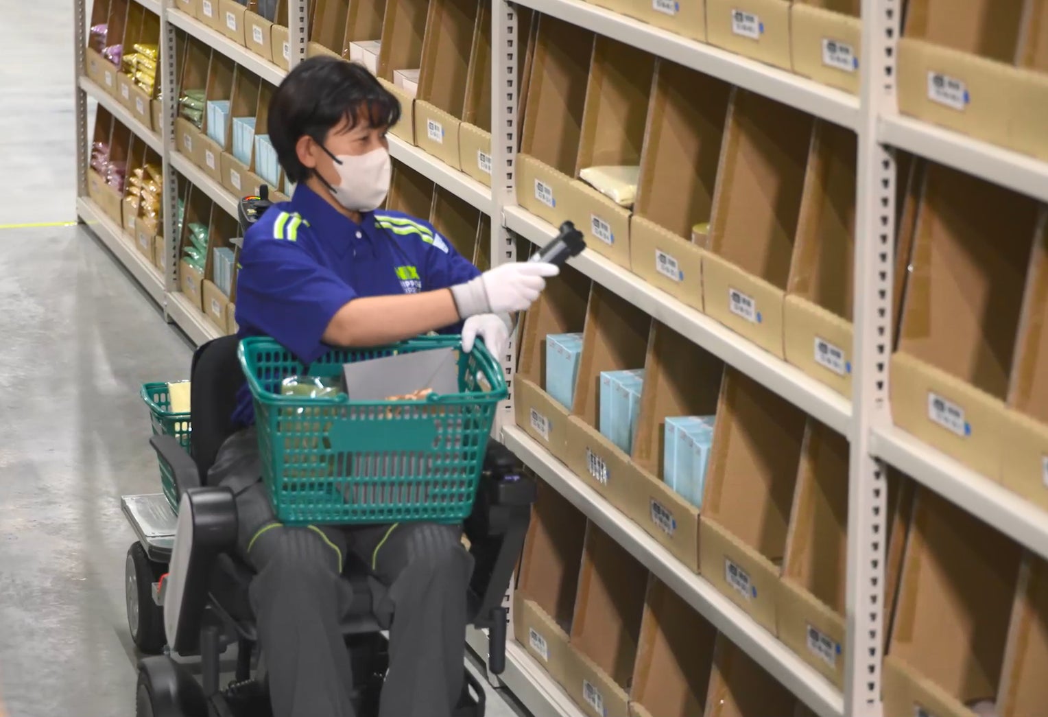 日本通運、「誰にもやさしい倉庫(NX Universal Harmonious Work Warehouse)」プロジェクトを開始