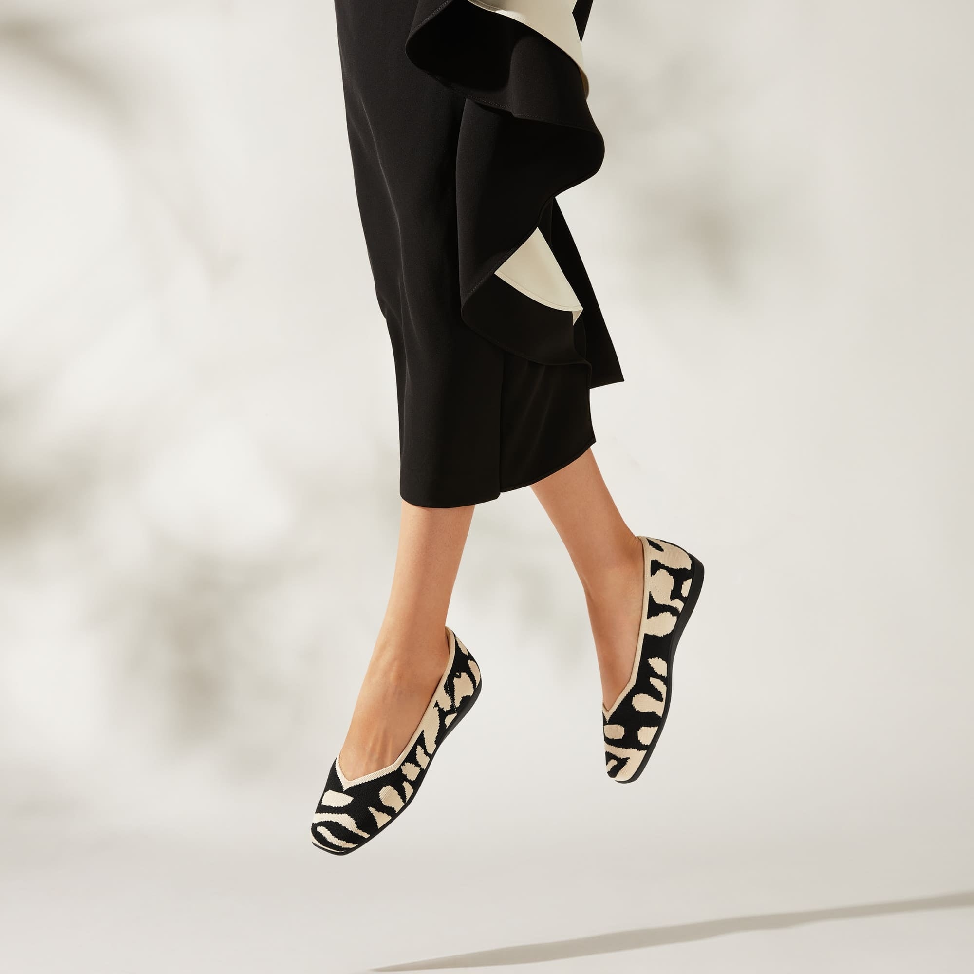 エコフレンドリーでスタイリッシュなシューズブランド「VIVAIA」大人気