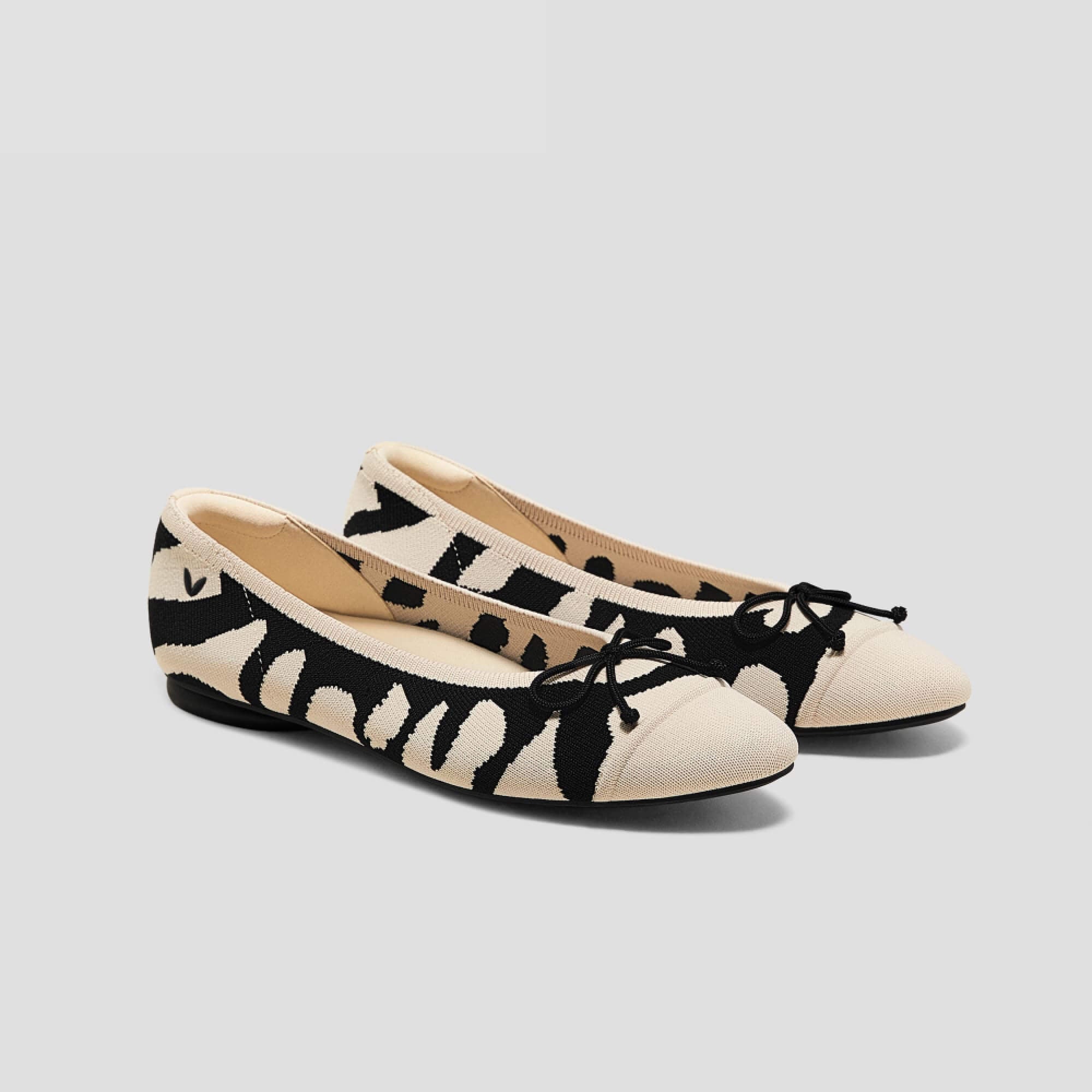 エコフレンドリーでスタイリッシュなシューズブランド「VIVAIA」大人気