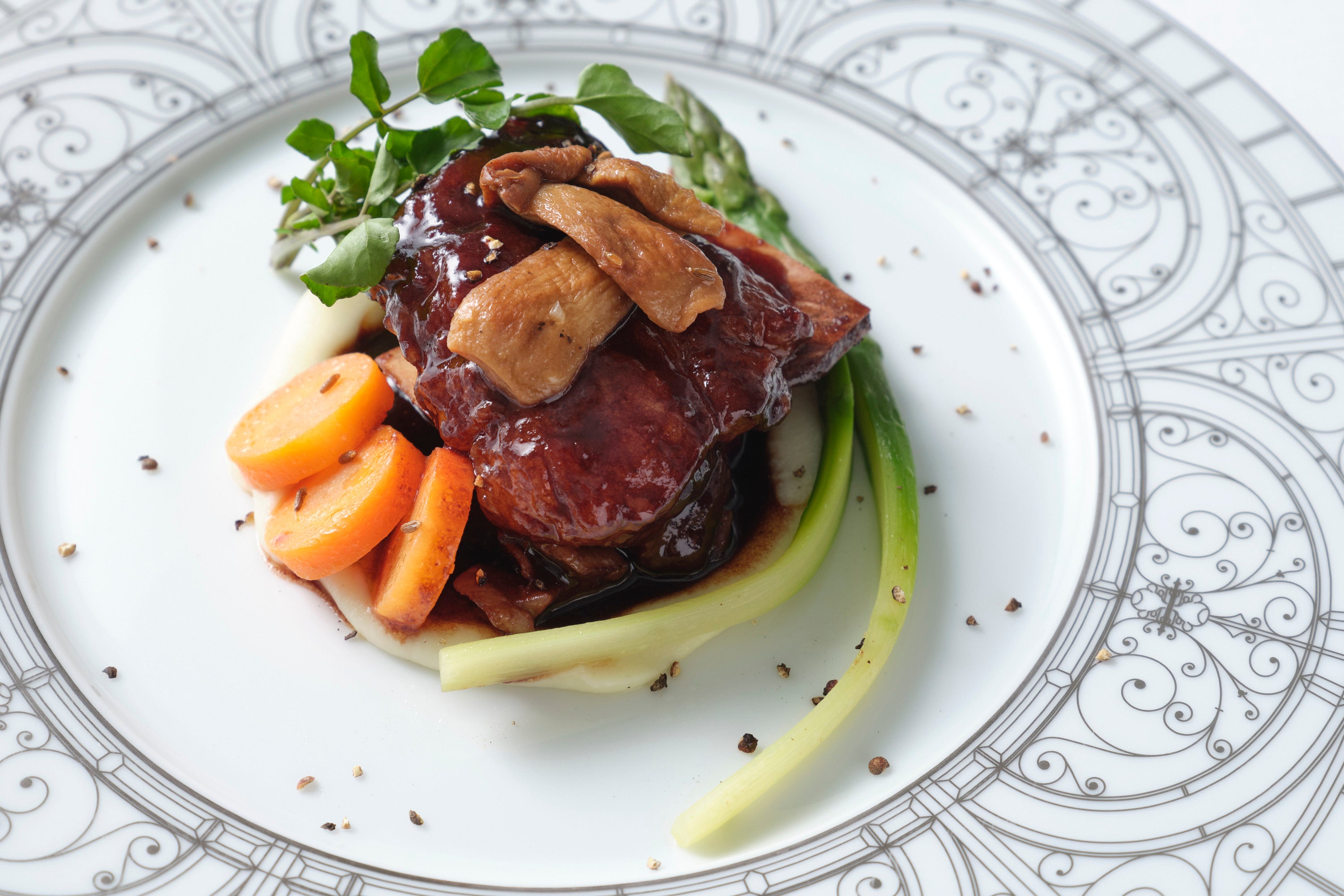 肉料理（お料理の一例です）