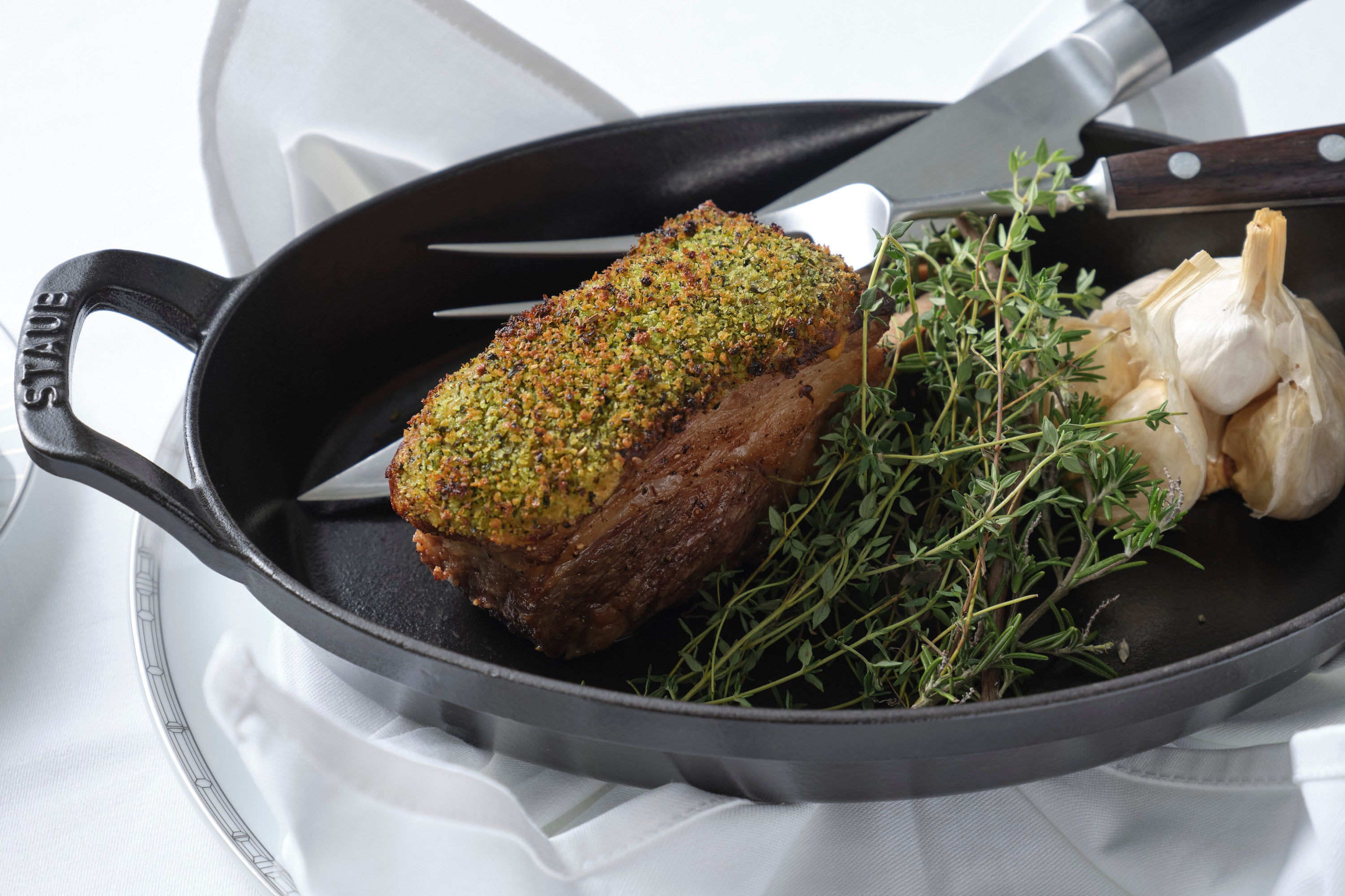 肉料理（お料理の一例です）