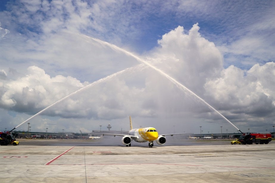 スクート E190-E2 9V-THA 1/200 9V-THA Scoot Embraer E190-E2