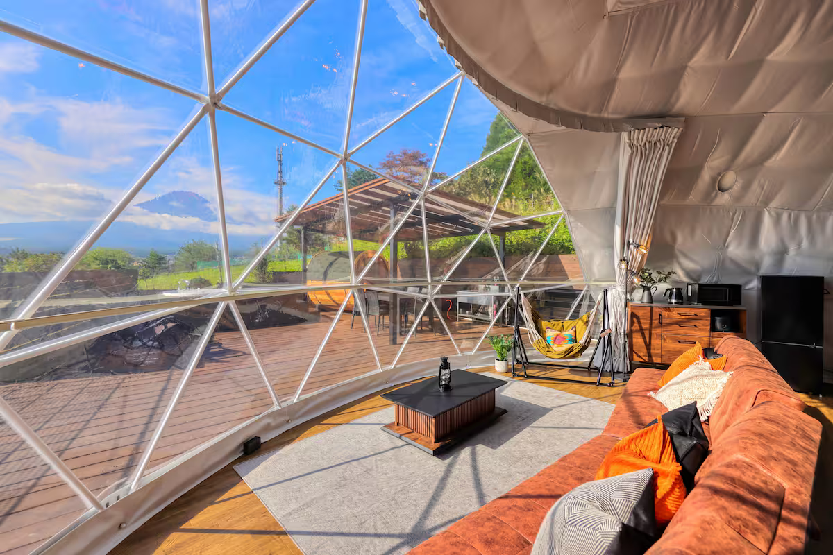 「Dome in Fujiyoshida（山梨県富士吉田市）」が一つ星受賞！民泊旅館アワード「ステイシュラン2025」