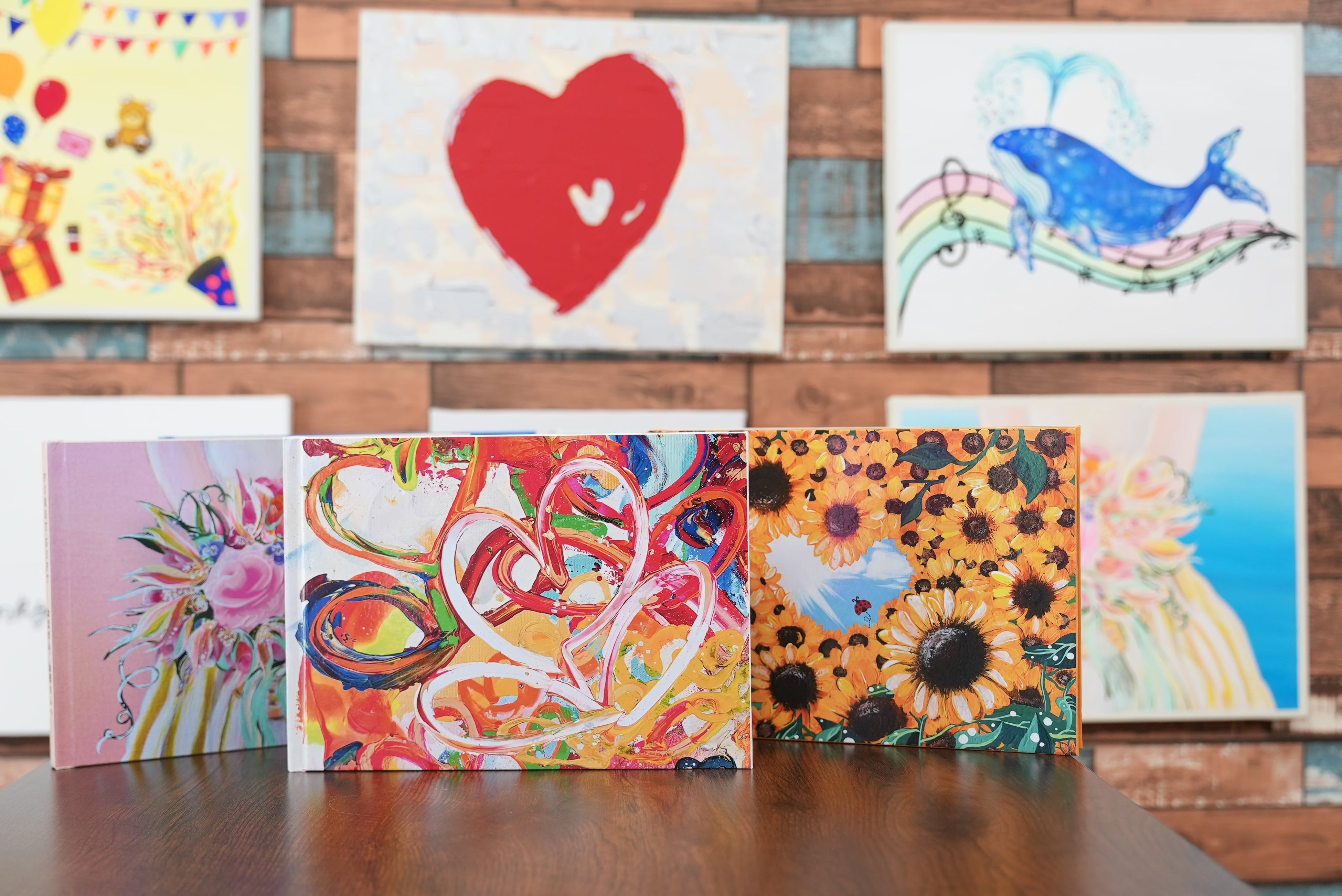 参考画像：オーダーメイド絵本「FIRST GIFT」の一例