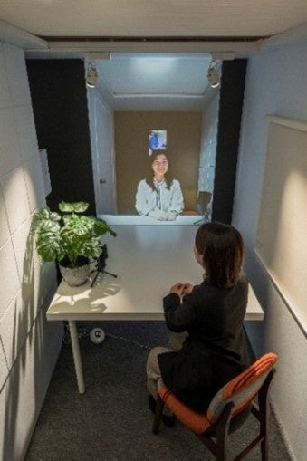 『会えルーム』内、対話の様子