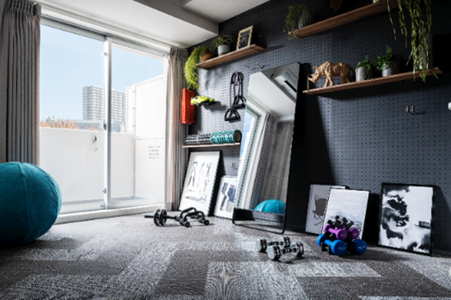 ▲「ONE LAB・CASE南砂町」室内写真（テーマ：アスリートライフ）