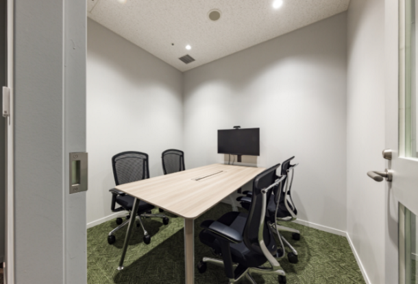 ▲会議室（4名用）
