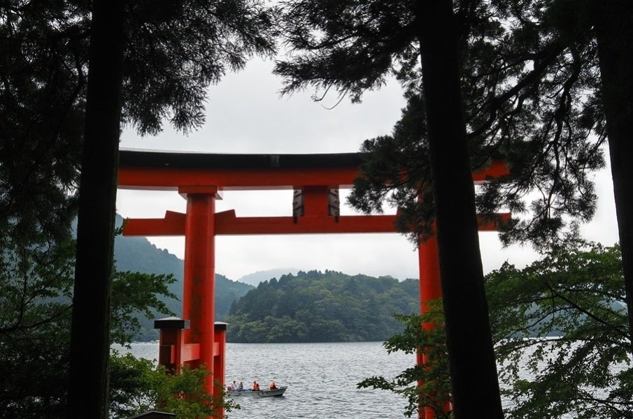 【訪日客向けプラン】河口湖駅から箱根・三島駅へ！人気エリアを結ぶ送迎タクシープランが2025年9月22日より販売中！移動しながら観光も楽しめる一石二鳥の便利なプラン