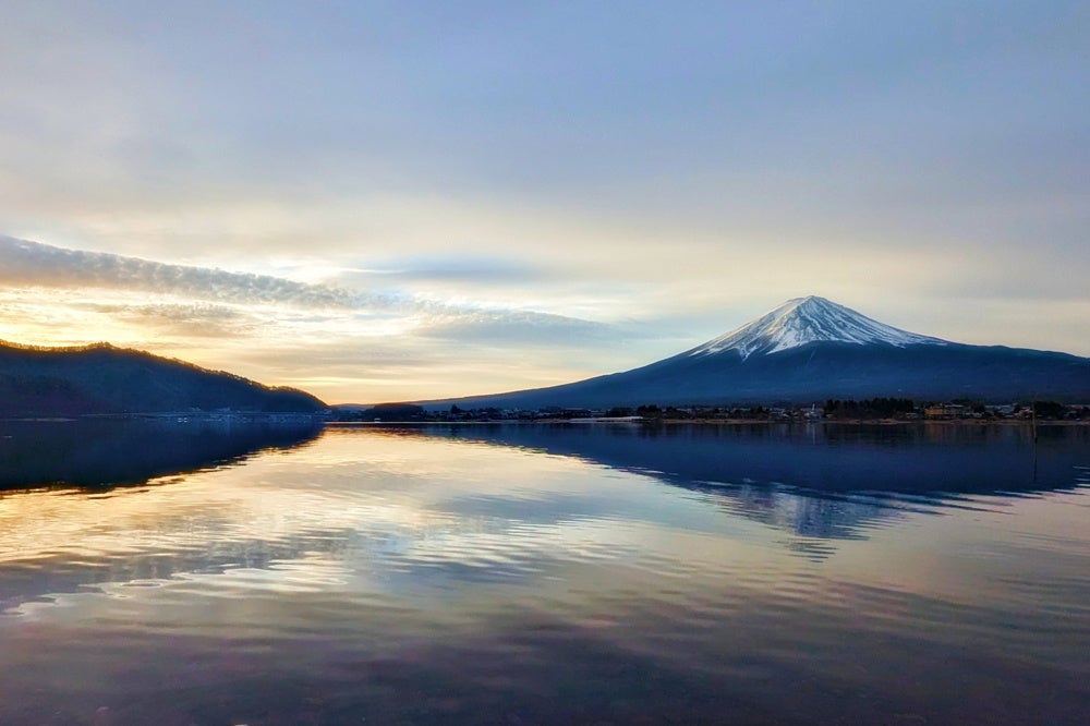 9月1日は防災の日】備蓄水に最適な富士山の天然水「ふじざくら命水」の