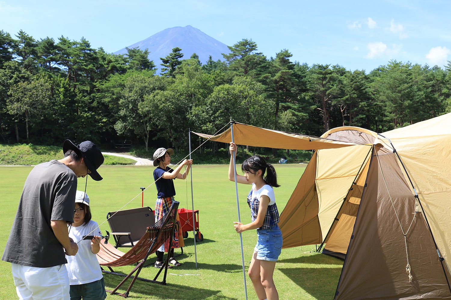 山梨県・富士山の麓のキャンプ場「すばるランド CAMP FIELD」が2025年4月21日(月)より営業開始!4/20(日)早朝は熱気球搭乗体験イベントも開催!GWは「富士すばるランド」へ