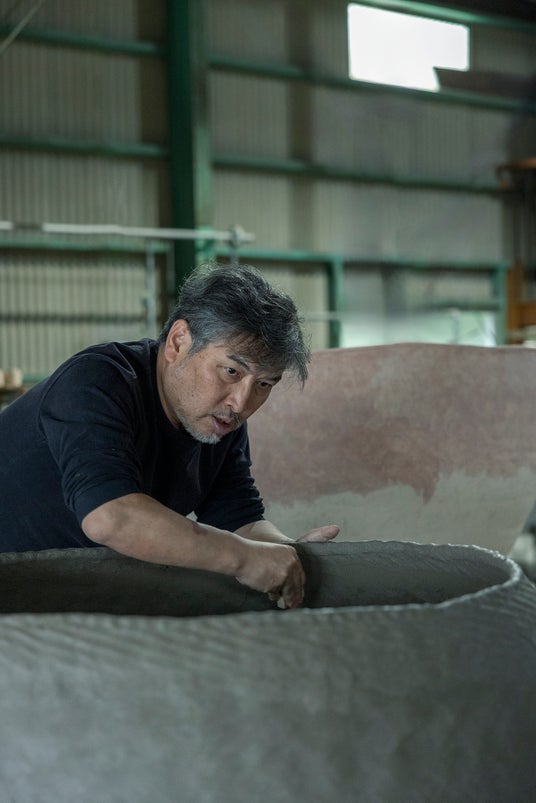 陶芸家・造形作家 内田鋼一展『あそぶ』 陶芸家・造形作家 内田鋼一展『あそぶ』