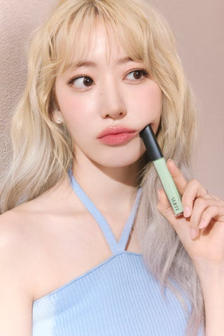LE SSERAFIM’s SAKURA becomes brand model for LUNA, a Korean makeup brand LE SSERAFIM’s SAKURA becomes brand model for LUNA, a Korean makeup brand
