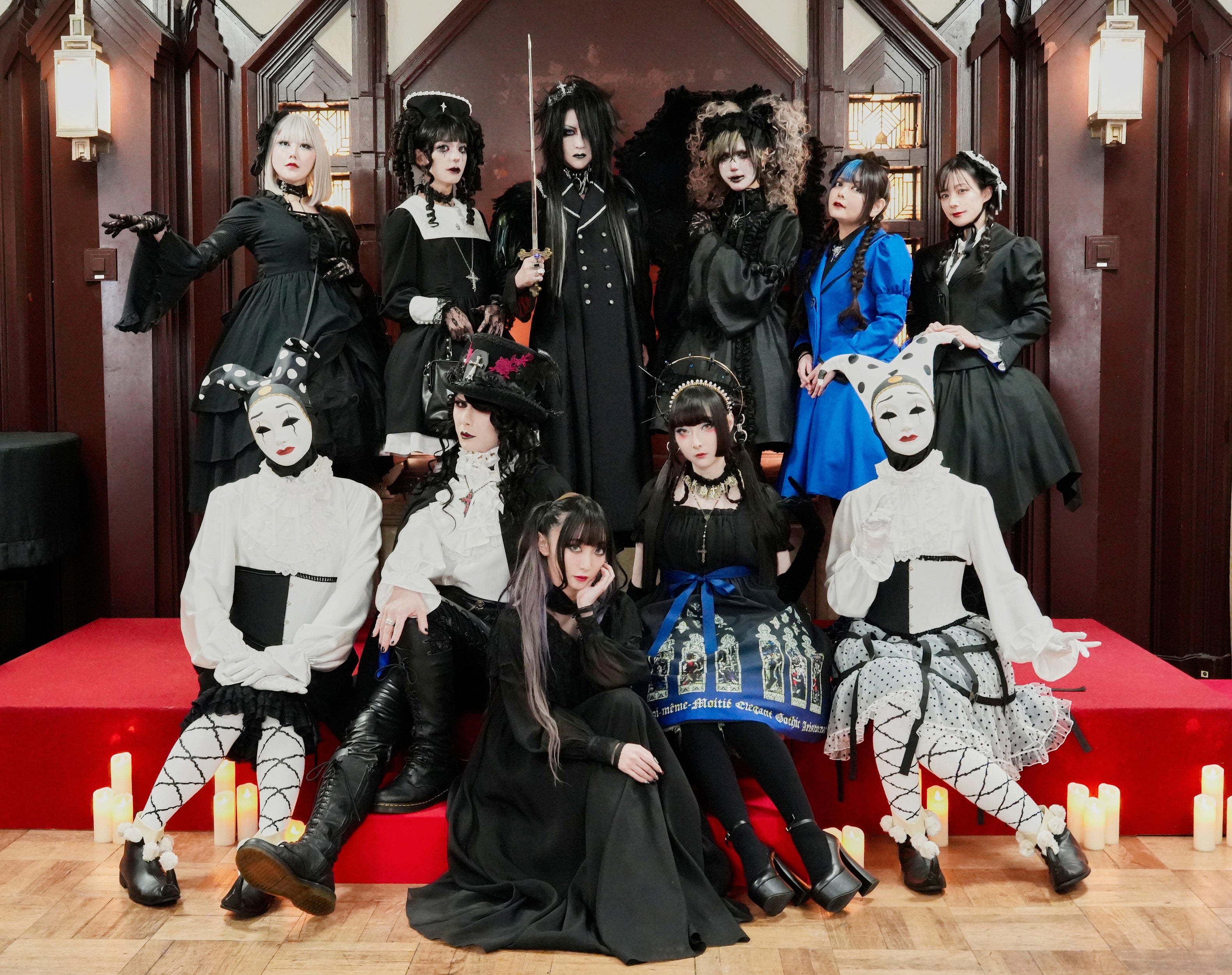 Moi-meme-Moitie モワメームモワティエアンブレラ Moi-même-Moitié（モワ・メーム・モワティエ）燭台ロゴ